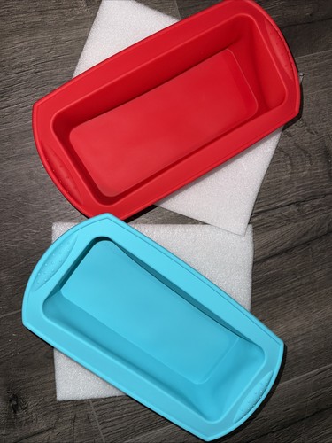 Silicone loaf tin non - silicone, stick